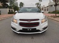 Chevrolet Cruze 2017 - Cần bán Chevrolet Cruze năm 2017, màu trắng giá 340 triệu tại Tuyên Quang