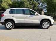 Volkswagen Tiguan 2012 - Cần bán lại xe Volkswagen Tiguan sản xuất 2012, màu trắng, nhập khẩu nguyên chiếc giá 535 triệu tại Hà Nội