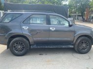 Toyota Fortuner G 2016 - Bán ô tô Toyota Fortuner 2.5G năm sản xuất 2016, màu xám giá 605 triệu tại Tp.HCM