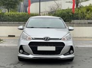 Cần bán gấp Hyundai Grand i10 1.2 AT năm sản xuất 2017, màu bạc giá 300 triệu tại Hà Nội