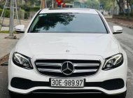 Cần bán xe Mercedes-Benz E250 sản xuất năm 2017, màu trắng giá 1 tỷ 725 tr tại Hà Nội