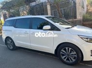 Kia Sedona AT 2017 - Bán xe Kia Sedona AT năm sản xuất 2017, màu trắng, nhập khẩu xe gia đình, 72 triệu giá 720 triệu tại Lâm Đồng
