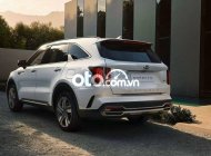 Kia Sorento 2.2D Deluxe 2021 - Bán ô tô Kia Sorento 2.2D Deluxe sản xuất năm 2021, màu trắng, giá tốt giá 999 triệu tại Cần Thơ