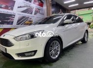 Ford Focus  Titanium 2018 - Bán Ford Focus Titanium sản xuất 2018, màu trắng chính chủ giá 640 triệu tại Tp.HCM