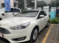 Ford Focus   Titanium  2016 - Bán Ford Focus Titanium sản xuất năm 2016, màu trắng giá 545 triệu tại Tp.HCM