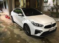 Kia Cerato AT 2019 - Bán ô tô Kia Cerato AT sản xuất năm 2019, màu trắng xe gia đình giá 560 triệu tại Đồng Nai