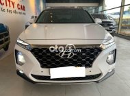 Hyundai Santa Fe 2019 - Cần bán gấp Hyundai Santa Fe 2.2L máy dầu đặc biệt, năm sản xuất 2019 còn mới giá 1 tỷ 122 tr tại Bến Tre