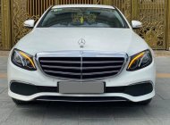 Bán Mercedes E200 năm sản xuất 2016, màu trắng giá 1 tỷ 390 tr tại Hà Nội