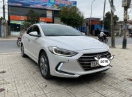 Cần bán xe Hyundai Elantra 2.0AT năm sản xuất 2018, màu trắng, xe chính chủ bán giá 548 triệu tại Hải Phòng