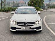 Cần bán xe Mercedes E250 năm sản xuất 2018, màu trắng giá 1 tỷ 699 tr tại Hà Nội