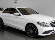 Cần bán Mercedes-Benz C200 Exclusive năm 2019, màu trắng giá 1 tỷ 519 tr tại Hà Nội