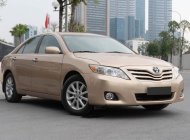 Bán xe Toyota Camry LE 2.5 năm sản xuất 2009, màu vàng, xe nhập giá 545 triệu tại Hà Nội