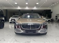 Bán Mercedes May Bach S680 màu đỏ, nóc vàng, sản xuất 2022, xe sẵn giao ngay. giá 24 tỷ 300 tr tại Hà Nội