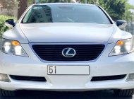 Cần bán gấp xe Lexus Ls460L bản luxury biển số SG ngay chủ sử dụng giá 939 triệu tại Tp.HCM