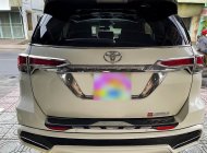 Toyota Fortuner 2018 - Bán ô tô Toyota Fortuner 2.7V 4x2AT năm 2018, màu trắng, xe nhập số tự động giá 885 triệu tại Trà Vinh