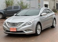 Hyundai Sonata 2011 - Bán xe Hyundai Sonata năm 2011, màu bạc, 405tr giá 405 triệu tại Thái Nguyên