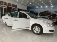Cần bán xe Nissan Teana sản xuất 2009, màu trắng giá 325 triệu tại Hải Dương