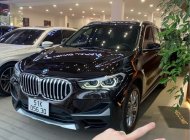 BMW X1 2021 - Màu đen nội thất đen giá 1 tỷ 868 tr tại Hà Nội