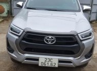 Cần bán lại xe Toyota Hilux 2.4E AT sản xuất năm 2020, màu bạc, nhập khẩu giá 750 triệu tại Hà Giang