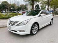 Cần bán xe Hyundai Sonata năm sản xuất 2011, màu trắng giá 440 triệu tại Hà Nội