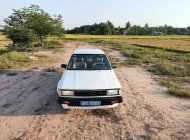 Nissan Bluebird 1985 - Màu trắng, số sàn giá 32 triệu tại Tây Ninh