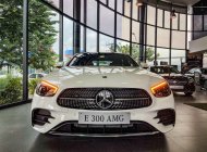 Mercedes-Benz E300 2022 - Ưu đãi thuế trước bạ, lợi vài trăm triệu giá 2 tỷ 950 tr tại Đà Nẵng