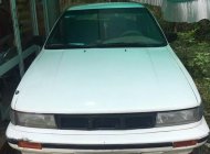 Nissan Bluebird 1990 - Màu trắng giá 35 triệu tại Bình Dương