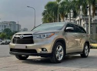 Toyota Highlander 2015 - Bán model 2015 nhập Mỹ, full kịch đồ, một chủ từ đầu giá 1 tỷ 890 tr tại Hà Nội