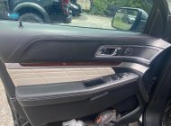 Ford Explorer 2015 - bản full kịch trần giá 1 tỷ 800 tr tại Tp.HCM