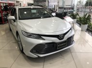 Toyota Camry 2022 - Giá tốt, khuyến mại khủng, giao xe ngay, hỗ trợ trả góp 80% giá 1 tỷ 70 tr tại Nam Định