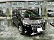 Toyota Alphard 2019 - Biển vip thành phố, màu đen giá 4 tỷ 300 tr tại Hà Nội