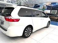 Toyota Sienna 2018 - Tên tư nhân, biển thành phố giá 3 tỷ 200 tr tại Hà Nội