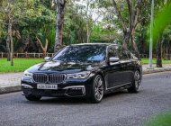 BMW 740Li 3.0L 2016 - Bán ô tô BMW 740Li 3.0L năm sản xuất 2016, màu đen giá 2 tỷ 990 tr tại Hà Nội