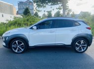 Hyundai Kona 2017 - Cần bán gấp Hyundai Kona bản 1.6 Turbo đăng ký 2017 ít sử dụng, spa xịn sò, hồ sơ chính chủ giá 635 triệu tại Cần Thơ