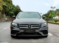 Mercedes-Benz E350 2018 - Cần bán lại xe Mercedes-Benz E350 năm 2018, màu đen, xe đẹp giá rẻ giá 2 tỷ 268 tr tại Hà Nội