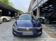 Volkswagen Passat BlueMotion 2018 - Màu xanh lam, nhập khẩu nguyên chiếc giá 1 tỷ 80 tr tại Hà Nội