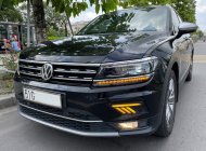 Volkswagen Tiguan Allspace 2019 - Màu đen, nhập khẩu xe gia đình giá 1 tỷ 333 tr tại Tp.HCM