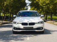 BMW 320i 2016 - Cần bán lại xe odo 4,8 vạn km giá 918 triệu tại Hà Nội