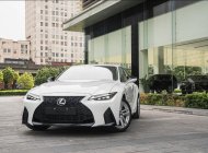 Lexus IS 300 2022 - Sẵn xe giao ngay - Bảo dưỡng/bảo hành miễn phí trong 3 năm giá 2 tỷ 560 tr tại Hà Nội