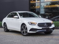 Mercedes-Benz E180 2022 - Giảm tiền mặt lên đến 100 triệu - Tặng nhiều quà tặng giá trị - Hỗ trợ trả góp giá 2 tỷ 99 tr tại Cần Thơ