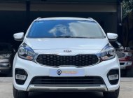 Kia Rondo 2.0 gat 2018 - — Kia Rondo 2.0 AT màu trắng biển tỉnh  -- Sản Xuất 2018   giá 495 triệu tại Tp.HCM