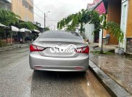 Hyundai Sonata chính chủ cần chuyển nhượng lại chiếc xe Sonnata 2011 - chính chủ cần chuyển nhượng lại chiếc xe Sonnata giá 395 triệu tại TT - Huế