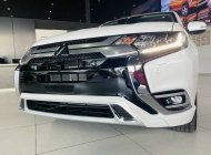 Mitsubishi Outlander 2022 - xe sẵn giao ngay giá cực tốt giá 800 triệu tại Quảng Nam