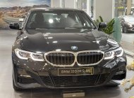 BMW 330i 2022 - Ưu đãi cực tốt đầu năm mới, đủ màu giao ngay, tặng quà trao tay tới quý khách hàng giá 1 tỷ 719 tr tại Hà Nội