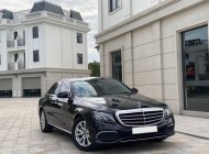 Mercedes-Benz 2019 - Xe chính chủ nhà đi, mới 99% giá tốt 1 tỷ 390tr giá 1 tỷ 390 tr tại Tp.HCM