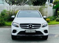 Mercedes-Benz GLC 300 2018 - Màu trắng, nội thất kem giá 1 tỷ 570 tr tại Tp.HCM