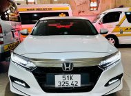 Honda Accord 2022 - Như xe mới, tiết kiệm được 200 triệu so với xe mới giá 1 tỷ 300 tr tại Tp.HCM