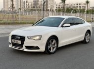 Audi A5 2012 - Cần bán lại xe màu trắng giá 680 triệu tại Hà Nội