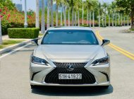 Lexus ES 250 2020 - Xe 1 chủ mới tinh chỉ chạy có 10 ngàn km giá 2 tỷ 195 tr tại Tp.HCM