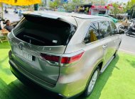 Toyota Highlander 2016 - Đăng ký 2018 giá 1 tỷ 350 tr tại Hà Nội